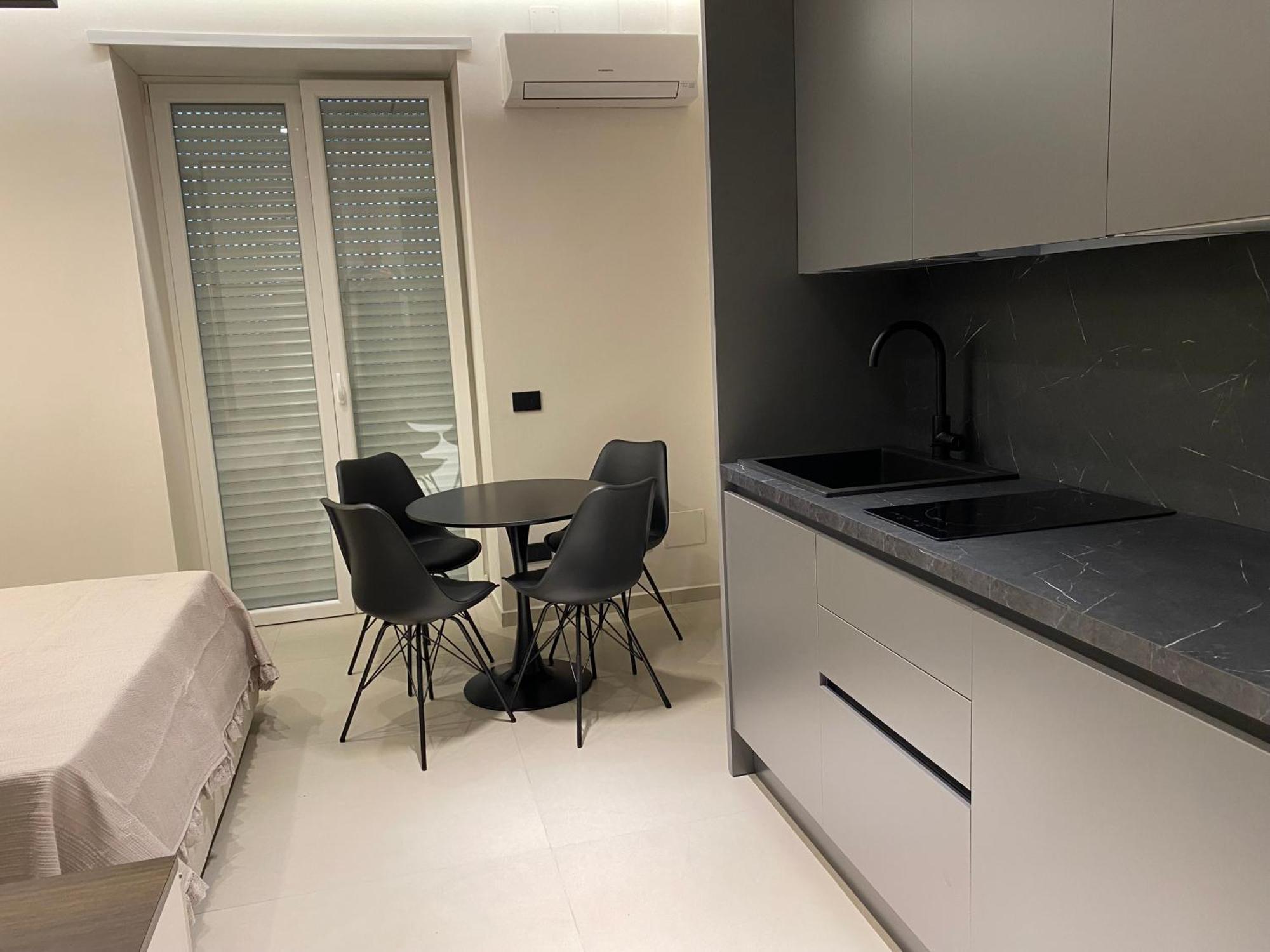 Stay In Napoli Eksteriør billede